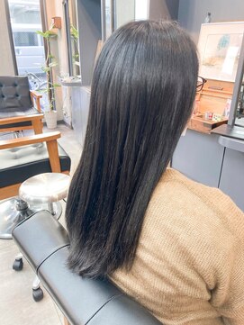 オト(oto) 女性らしさ溢れるストレートロング 艶感/透明感/髪質改善