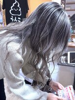 ブレイズヘアー(BLAZEhair)&nbsp;【筋感バツグン】脱白髪染ホワイトバレイヤージュ×ブリーチ２回