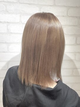 アンディアーモ サカエ(ANDIAMO SAKAE) ベージュ