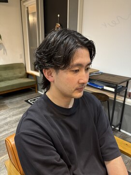 メール(Mer...) ☆フェザーパーマ/センターパート/ウルフカット☆横山飛翔