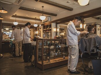 バーバーショップ ダリー(BARBERSHOP DALIE)の写真/BARBER BATTLEJAPAN ～KANSAI STAGE～優勝スタイリストが在籍する実力派サロン。理想の髪型をご提案。