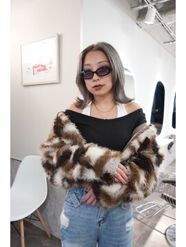 アフィナー 新宿(Afinar) ブリーチハイライト髪質改善ダブルカラーレイヤーカット/新宿駅