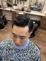 シックスバーバーショップ(SIX BARBER SHOP)&nbsp;サイドパートテーパーフェード
