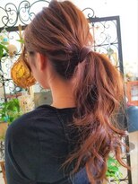 アージュ(Arju)&nbsp;無造作ポニーテール