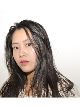 アッカ(acca) 黒髪クールセミロング＠accaバンドルカット