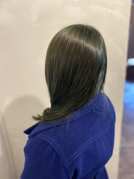 ダッチェス(DUCHESS) ダークグリーンカラー