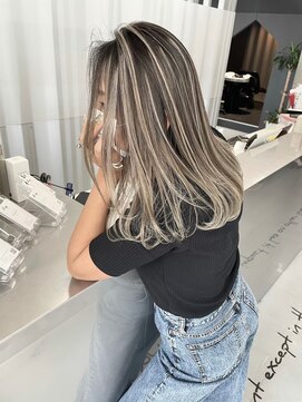 キング 梅田(K!ng) 【梅田】ハイライトホワイトハイライト髪質改善トリートメント