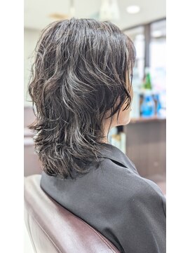 イエロー フォー ヘアー(Yellow for hair) ウルフヘア