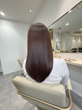 アオ(Ao) Aoヘアスタイル 髪質改善 ロゼカラー 顔周りレイヤー