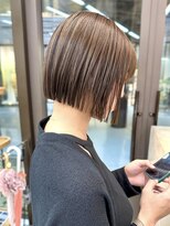 ミィ 表参道(mee.) 黒髪/ボブウルフ/ネビージュ/小顔/ワンレン/髪質改善/前髪