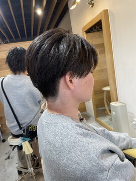 キレイコムデュース(Deuce) センターパートスタイル