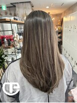 トゥーミー(to mee)&nbsp;ハイライト×グレージュ♪【新田】