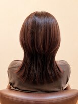 フリージア(freesia)&nbsp;30代40代50代/ロングヘアレイヤー/大人ウルフ/艶髪