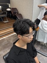 メンズサロンドットリアン(dot. lien)&nbsp;センターパート毛流れパーマ【町田/町田駅/MEN'S】