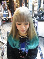 ゾーマ(ZOUMA) 毛先エメラルドグリーン 2トーンカラー