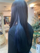 アルファ インタラクティブ エム フラワー(ALUFA interactive.M Flower)&nbsp;20代30代☆ブルーインナーカラー×暗髪うるつやストレート