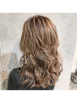 ヘアサロンM 新宿 外ハネボブ/アッシュブラウン/ネオウルフ/デザインカラー