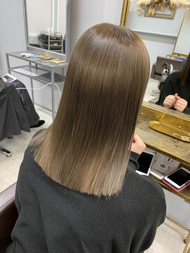 オズ 郡山桑野店(OZ) ミニウルフチェリーブラウンホワイトグレージュフェザーパーマ