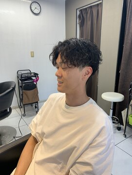 アイズ 海老名(AIZU) 波巻きパーマ波巻きスパイラルパーマセンターパート骨格矯正