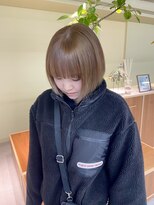 ロジェ(loje)&nbsp;[loje] ベージュ/ボブ/デザインカラー