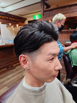 ラボーテイサミヘアーイースト(La.beaut'e ISAMI HAIR EAST) ウルフマッシュパーマハイライト〈理容室〉東浦和メンズ