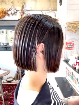 ボタニカル(BOTANICAL) 大人ショートカットツヤ感ハイライトハンサムショート