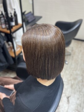 リリー(Lily) 艶髪ボブ×酸性ストレート