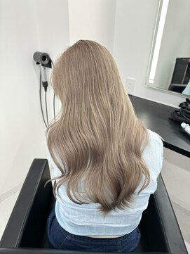 エゴ 池袋(EGO) ベージュカラー/ミルクティーカラー