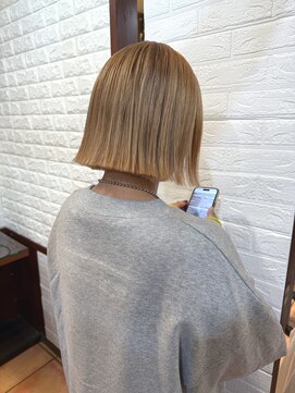 ヘアーフィックス リュウアジア 越谷店(hair fix RYU Asia) 【RYUAsia越谷店】切りっぱなしボブ × ハイトーン