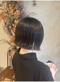 切りっぱなしあごラインボブ