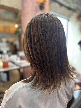 ロッソバイアルター 鎌取(ROSSO by aL-ter) 暗めカラー/グランマッシュ/デザインカラー/鎌取/石橋