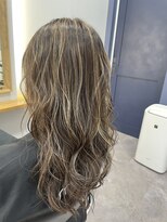 ボブ(BOB)&nbsp;白髪ぼかしレイヤー　イルミナカラー