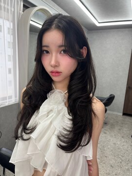 ボタン ハカタ(VOTAN hakata) 市野瀬裕奈/博多韓国ヘア/顔周りカット/レイヤーカット/暗め