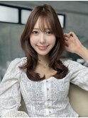モーヴピンクベージュカラー韓国レイヤースタイル前髪カット
