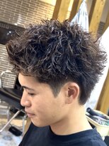 コス(COS)&nbsp;【COS/平塚赤坂】スパイキーショート/ピンパーマ/メンズショート