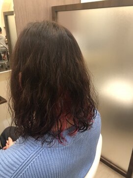 トップヘアー レスト(TOP HAIR Rest) インナーカラーゆるウェーブ