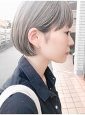 【SiSTA】ショートボブ×アッシュベージュ×耳掛け