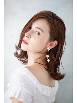 シェルベアー 銀座四丁目(Shell Bear) 【shellbear 銀座4丁目】大人可愛いミディアム