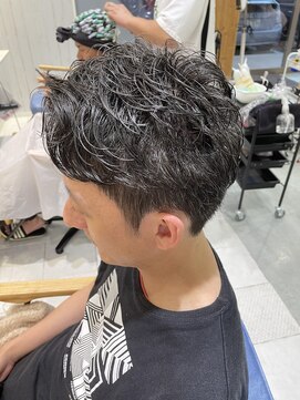 ルシール バイ アリア(Lucir by aria) 外国人風パーマ