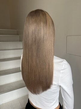 テテ(TETE) ブラウンベージュ　心斎橋×長堀橋