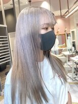 リー 梅田(Lee)&nbsp;Lee梅田茶屋町　ツヤ感シルバーアッシュ