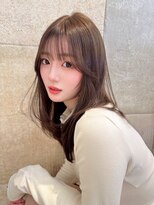 ロンドアリシア 金山(Lond Alexia) 大人レディーな上品レイヤー♪ワンカールで可愛い!