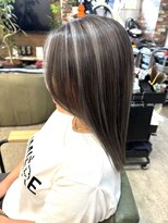 ルーナヘアー(LUNA hair)&nbsp;コントラストハイライト 白髪ぼかし ブリーチ ハイライト 20代