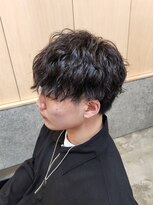 ニアウ 伊勢崎連取店(Niau)&nbsp;MEN’S HAIR/波巻きツイストスパイラル/リバースセンターパート