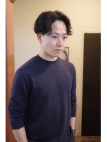 エディ(Edy) メンズセンターパートカルマパーマ韓国ヘアカルマヘア眉毛カット