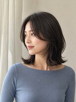 モト 船橋(moto)&nbsp;韓国ミディアムレイヤー顔周りカット黒髪艶髪くびれヘア船橋