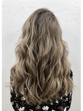 ニューヨークニューヨーク 守口店(NYNY) 外国人風カラー