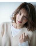 大人かわいいくせ毛風ルーズな小顔外ハネボブz戸頭20代30代40代