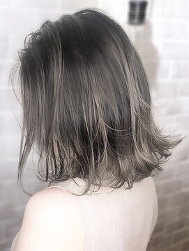 オーブ ヘアー ハカタ 博多3号店(AUBE HAIR hakata) 【AUBE HAIR】シアグレー_外ハネボブ