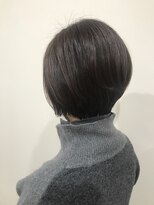 ニア(nia.) 大人のショートボブ